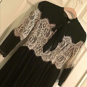 •Black Dainty Jewells Dress with Lace•